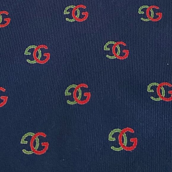 Gucci 100% Silk GG Red & Green Monogram Tie - Picture 10 of 10